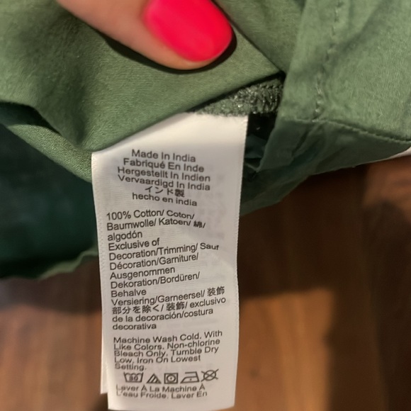 Jcrew v-neck top with embroidered sleeves - Picture 5 of 5